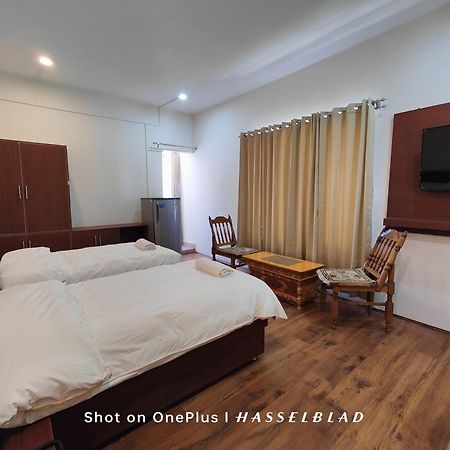 Zanu Residency Hotel เลห์ ภายนอก รูปภาพ